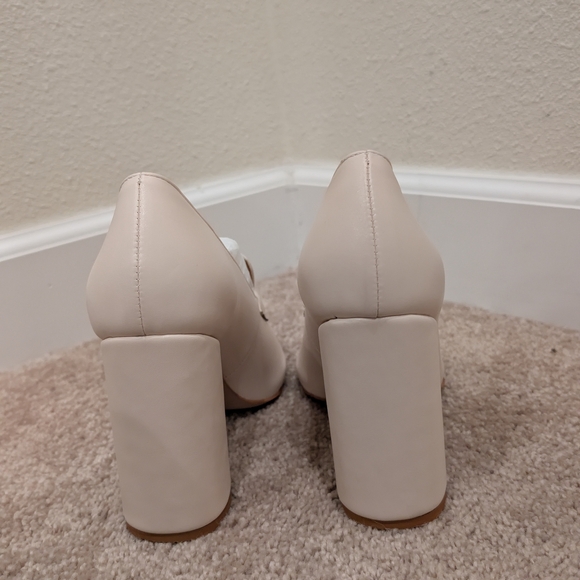 NIB FOWT Cream Women's Loafers 8 - Picture 8 of 11